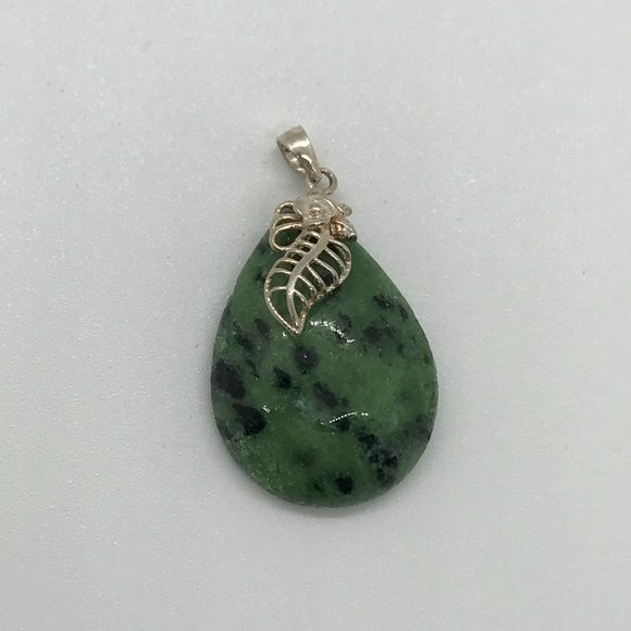 Ruby in Zoisite Pendant with Leaf Bail - Picture 11 of 15